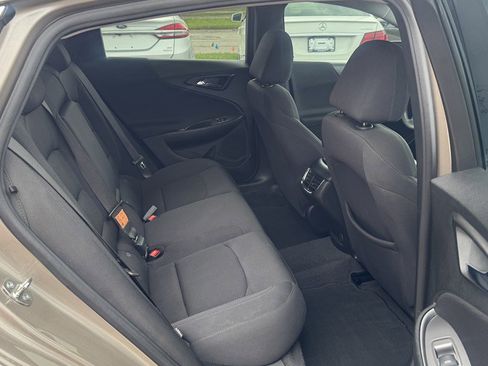 Used 2023 Chevrolet Malibu LT image 25
