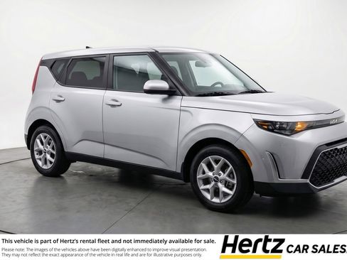 Used 2025 Kia Soul LX w/ LX Technology Package image 1