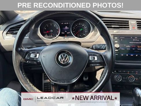 Used 2021 Volkswagen Tiguan SE R-Line AWD/4WD image 24