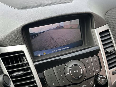 Used 2014 Chevrolet Cruze LT w/ All-Star Edition image 24