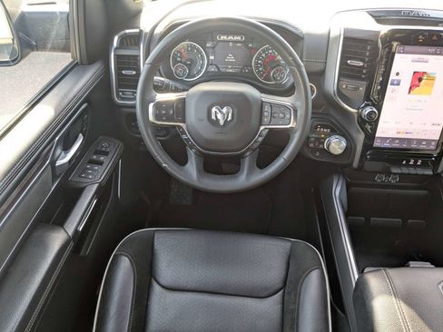 Used 2025 RAM 1500 Laramie AWD/4WD image 16