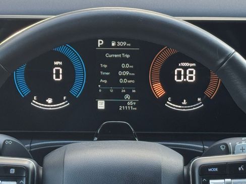 Used 2025 Hyundai Santa Fe SEL image 43