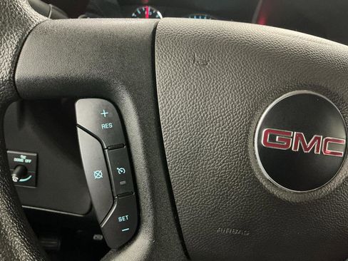 Used 2025 GMC Savana 2500 w/ Driver Convenience Package RWD image 16
