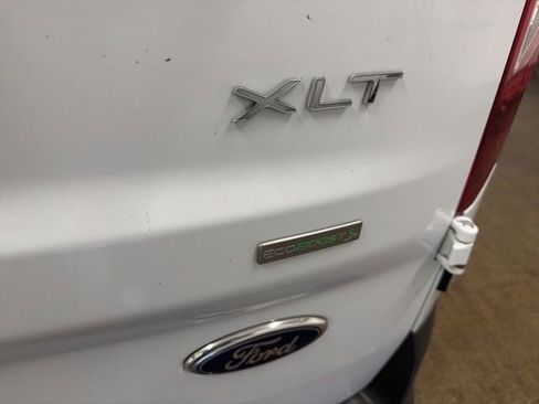 Used 2014 Ford Transit Connect XLT image 9