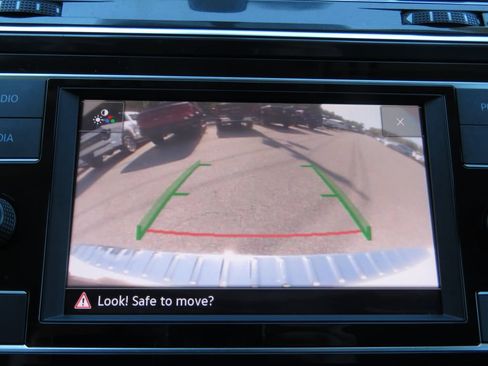 Used 2023 Volkswagen Tiguan S FWD image 26