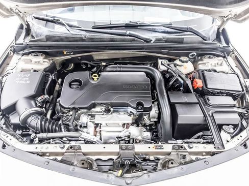 Used 2022 Chevrolet Malibu LS FWD image 39