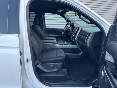 Used 2021 Ford Expedition XLT image 39