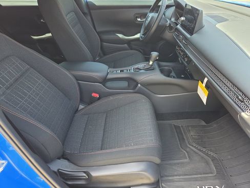 Certified 2026 Honda HR-V Sport image 15