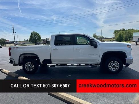 Used 2025 Chevrolet Silverado 2500 LT w/ Convenience Package AWD/4WD image 7