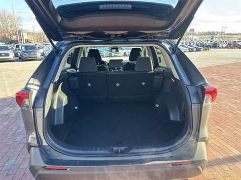 Used 2024 Toyota RAV4 LE image 28
