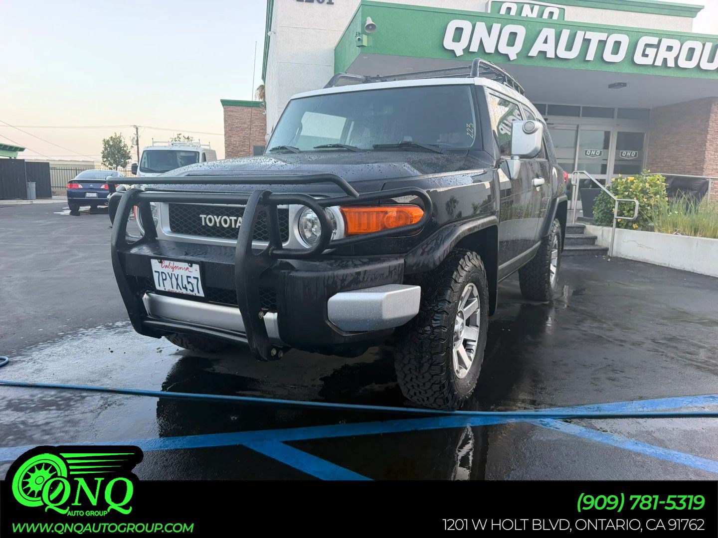 Used 2014 Toyota FJ Cruiser 4WD w/ Upgrade Package image 1