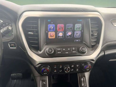 Used 2017 GMC Acadia SLT w/ LPO, Floor Liner Package AWD/4WD image 34