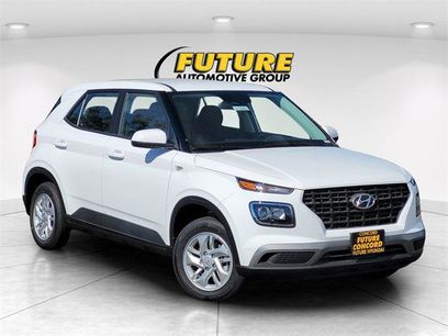 New 2025 Hyundai Venue SE