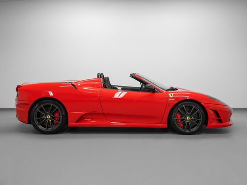 Used 2009 Ferrari F430 Scuderia image 4