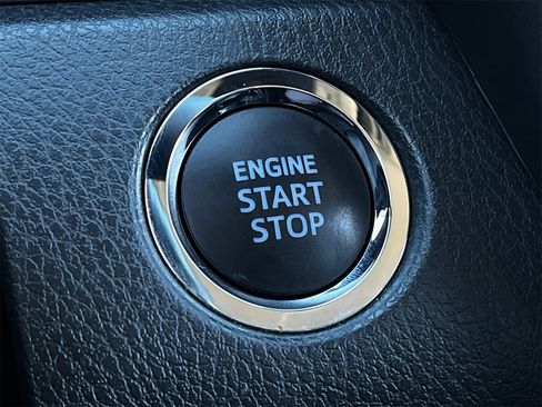 Used 2023 Toyota Camry XSE image 19