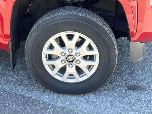 Used 2024 Toyota Tacoma SR AWD/4WD image 8