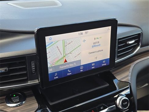 Certified 2021 Ford Explorer Limited w/ Hybrid Equipment Group 310A image 19