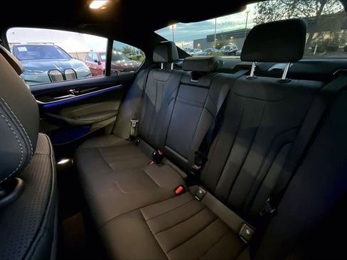 Used 2023 BMW 540i w/ M Sport Package image 28