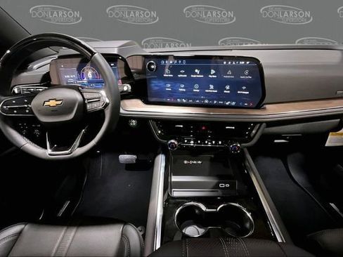 New 2026 Chevrolet Suburban High Country image 10