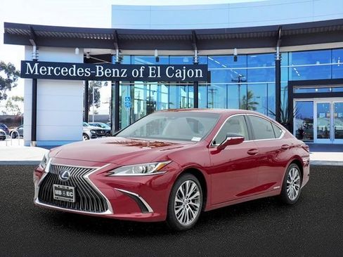 Used 2019 Lexus ES 300h w/ Premium Package FWD image 1