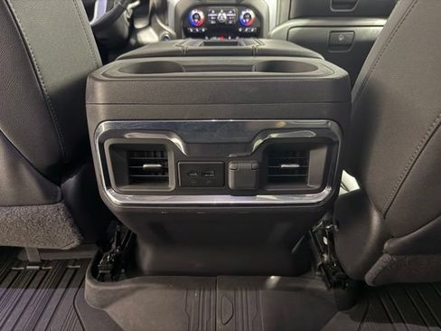 Used 2022 GMC Sierra 1500 SLT w/ SLT Premium Package AWD/4WD image 24