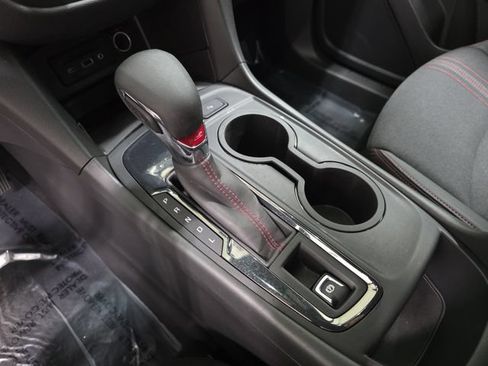 Used 2023 Chevrolet Equinox RS FWD image 25