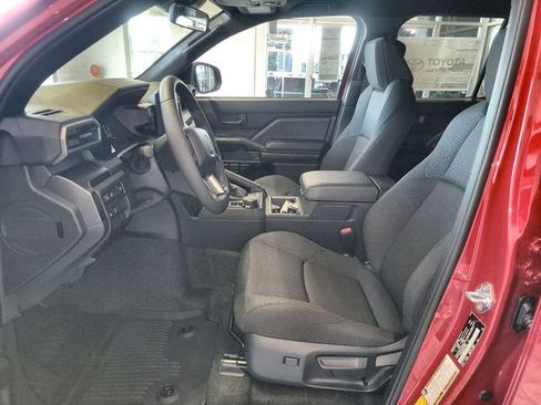 New 2026 Toyota 4Runner SR5 AWD/4WD image 12