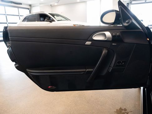 Used 2005 Porsche 911 Carrera S image 17