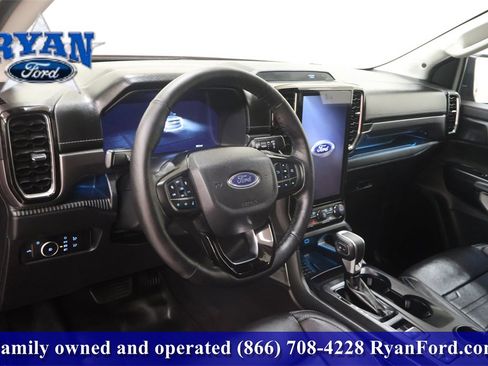 Used 2025 Ford Ranger Lariat w/ Trailer Tow Package image 19