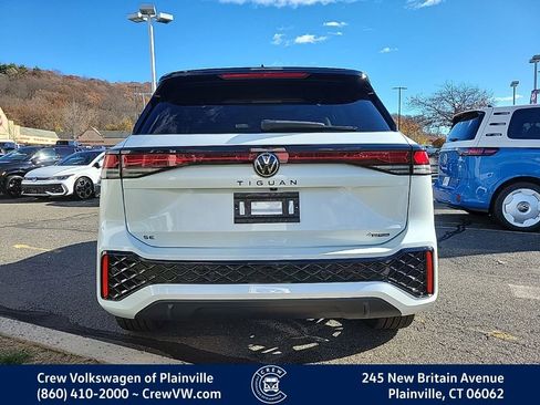 New 2026 Volkswagen Tiguan SE R-Line image 28