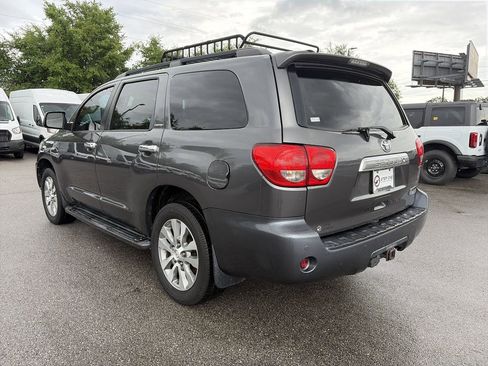 Used 2017 Toyota Sequoia Limited w/ Safety & Convenience Package RWD image 8