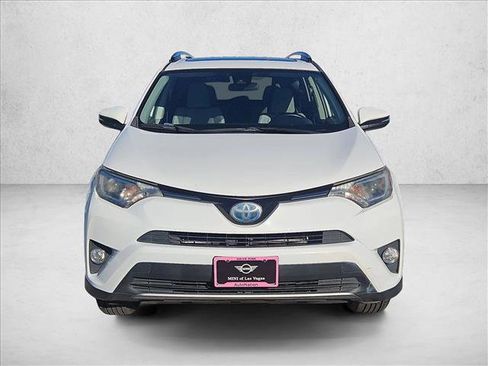 Used 2017 Toyota RAV4 XLE image 2