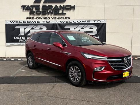 Used 2024 Buick Enclave Premium AWD/4WD image 4