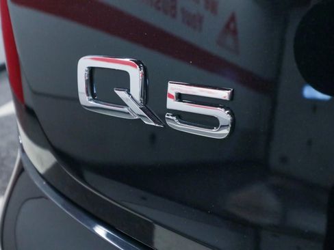 Used 2019 Audi Q5 2.0T Premium Plus w/ Premium Plus Package AWD/4WD image 35
