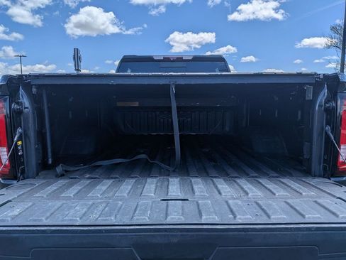 Used 2020 GMC Sierra 3500 AT4 w/ AT4 Premium Package AWD/4WD image 6