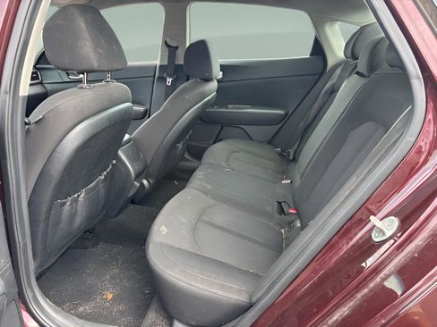 Used 2018 Kia Optima LX image 11