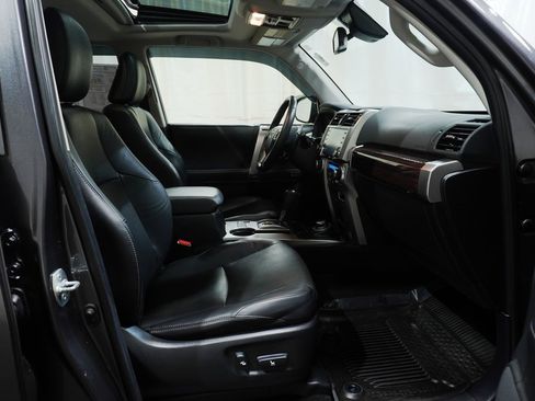 Used 2023 Toyota 4Runner Limited image 11