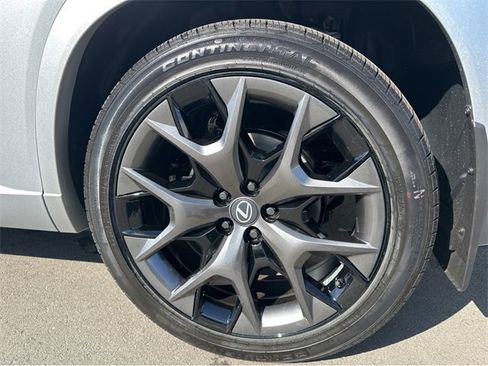 New 2026 Lexus TX 500h 500h F SPORT Performance Premi image 41