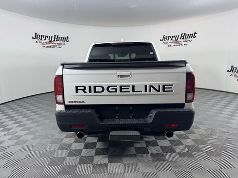 Used 2024 Honda Ridgeline RTL image 10