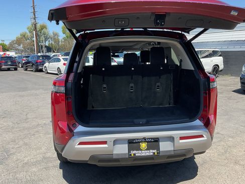 Used 2023 Nissan Pathfinder SL w/ SL Premium Package FWD image 25
