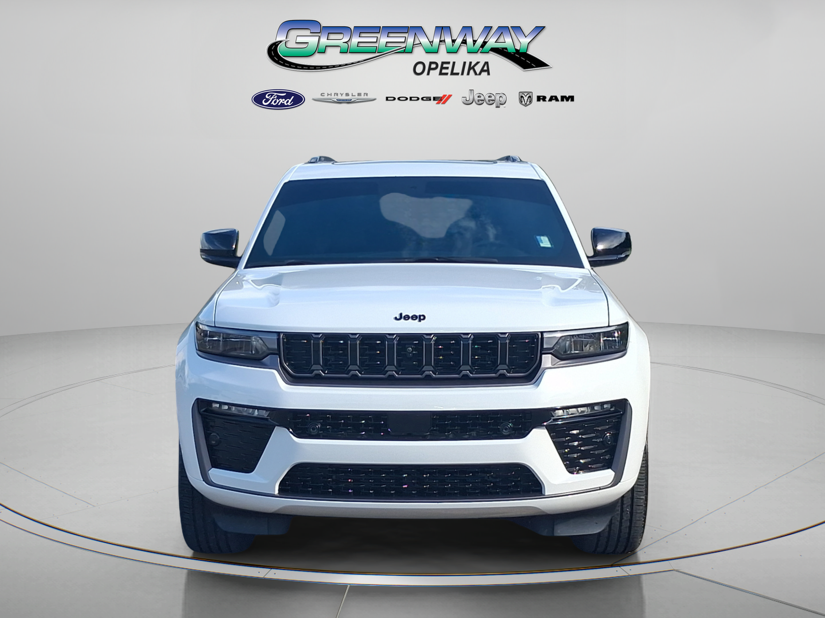 Used 2026 Jeep Grand Cherokee L Limited AWD/4WD image 2