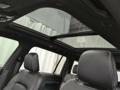 Certified 2023 Jeep Grand Cherokee L Overland image 20