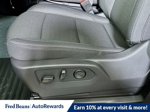 New 2026 GMC Sierra 1500 Elevation image 18