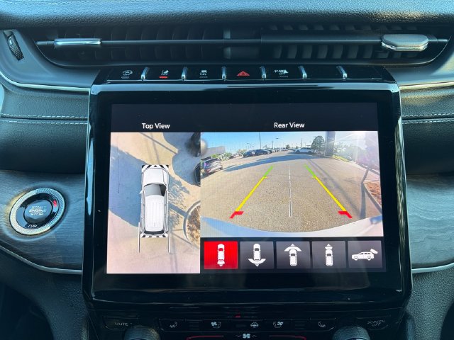 Used 2024 Jeep Grand Cherokee L Limited w/ Luxury Tech Group II AWD/4WD image 9