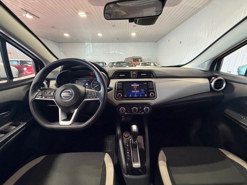 Used 2021 Nissan Versa SV image 24