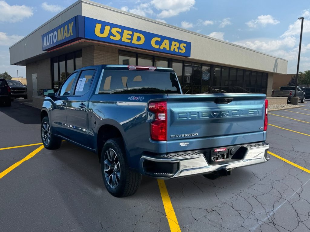 Used 2024 Chevrolet Silverado 1500 LT AWD/4WD image 7