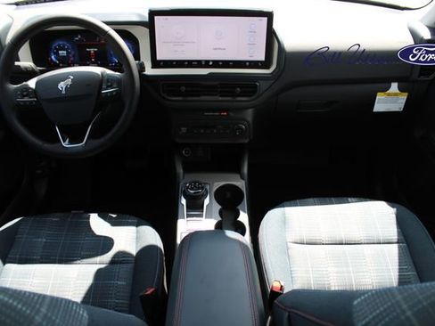 New 2025 Ford Bronco Sport Heritage w/ Convenience Package image 11