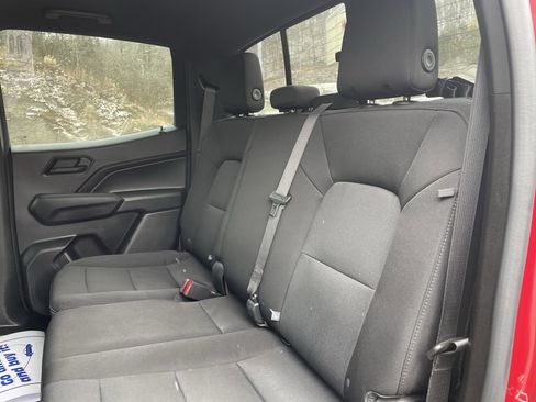 Used 2023 Chevrolet Colorado Trail Boss w/ Advanced Trailering Package image 17