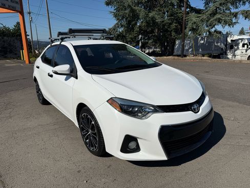 Used 2016 Toyota Corolla S Premium image 8