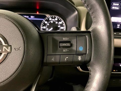 Used 2023 Nissan Rogue SV w/ SV Premium B Package AWD/4WD image 19